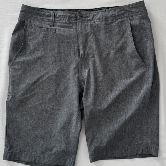 7 Diamonds 7D Men's Velocity Performance Short Size: 32 - Picture 1 of 2